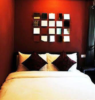 バンコク都 フォーカル ローカル ベッド アンド ブレックファースト Bed & Breakfast エクステリア 写真